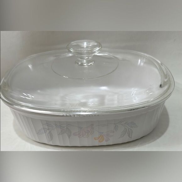 Corningware Pink Trio Ribbed White Ceramic Baking Dish 1.8 Liter 9 1/2 X 7 1/2 - Picture 8 of 9